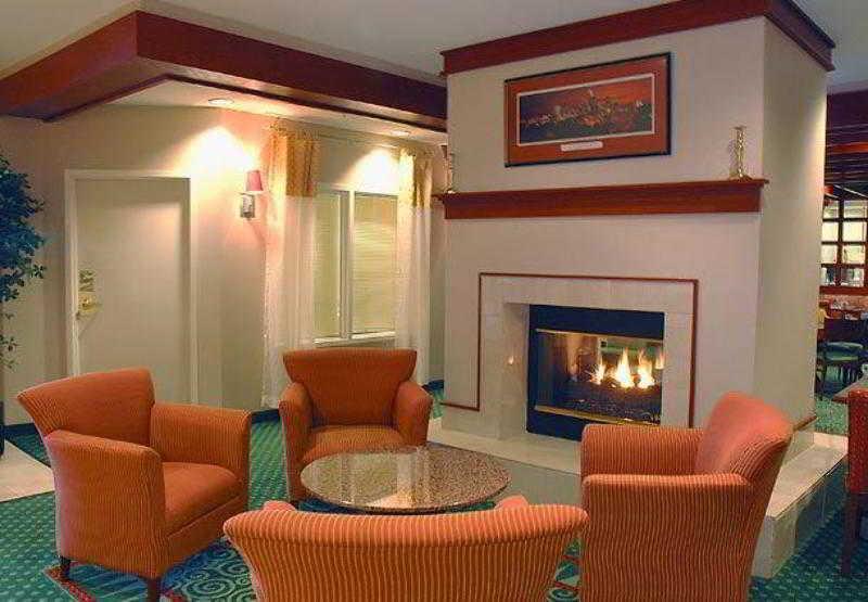 Courtyard Indianapolis Northwest Otel İç mekan fotoğraf