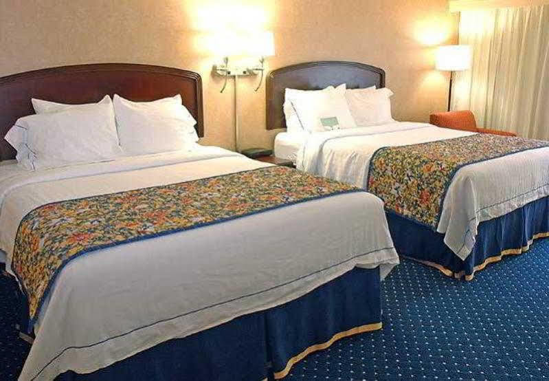Courtyard Indianapolis Northwest Otel Dış mekan fotoğraf